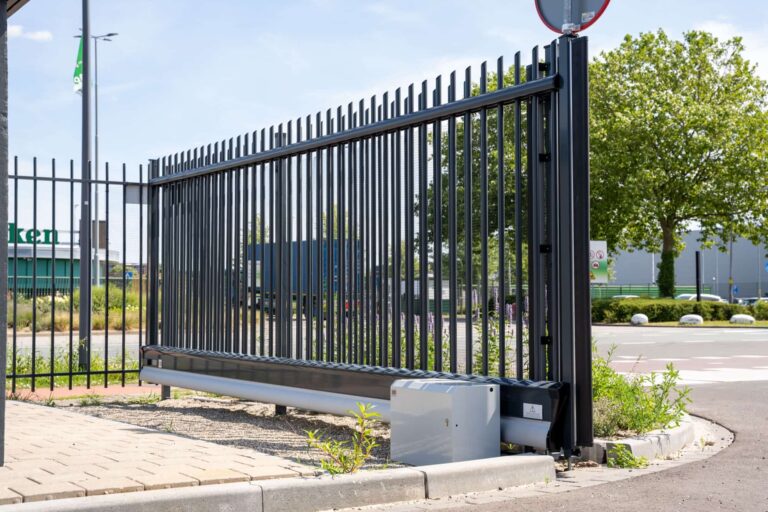 Poorten_Schuifpoort_A-liner Rondissade Ral 9005 (3)