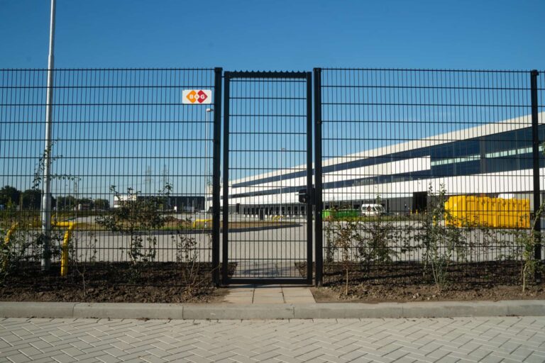 Poorten_Comfort-Turner_Carade_Puntenkam_RAL9005_3