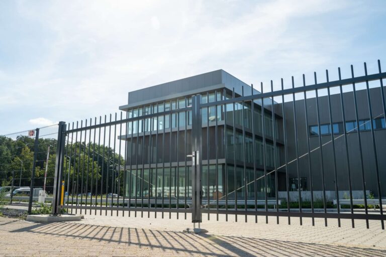 Poorten_Draaipoort_Pro-Turner_Rondissade_RAL7016_05